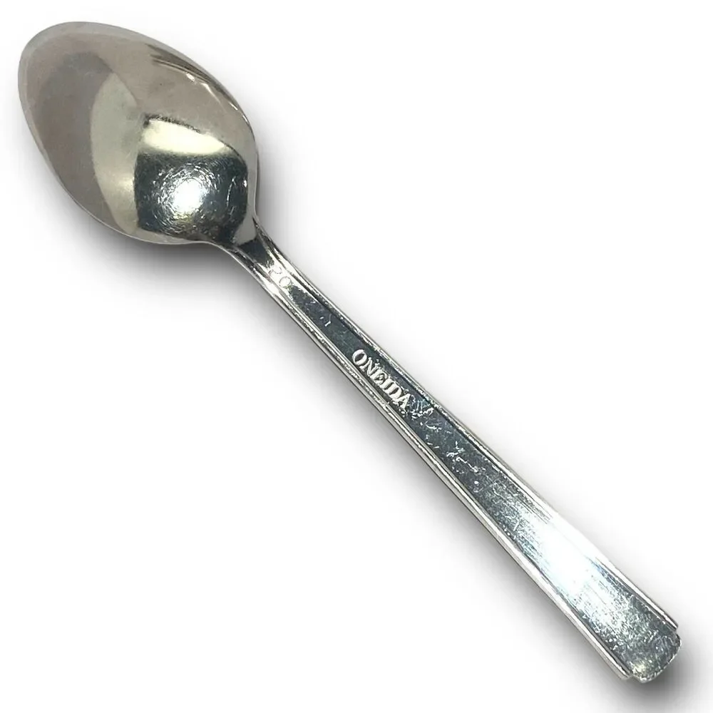 Oneida Park Place Flatware Lot of 7 Silver Plated Teaspoons 6 in Rare Pattern
